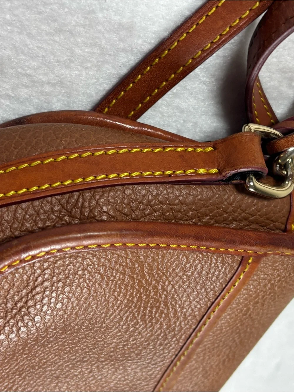 Vintage 90s Y2K Dooney & Bourke All Weather Leather AWL Cavalry Crossbody